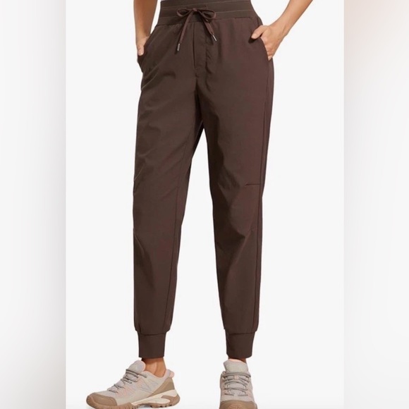 CRZ YOGA Brown Joggers Cuffed Ankle Drawstring Waist Women’s Size M 8/10 - Picture 3 of 7